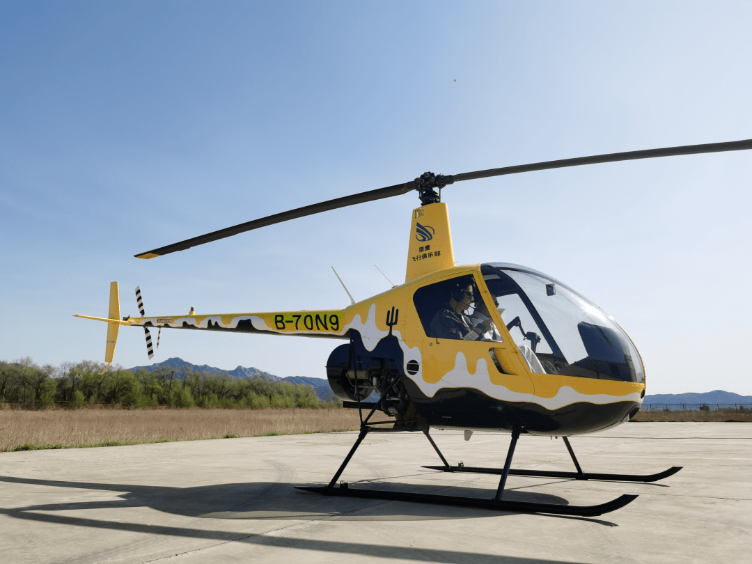 2021年猎鹰飞行俱乐部航空知识小科普:直升机平飞原理