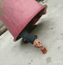 妹子,你的胳膊是真的胳膊吗?这个动作严重吗?