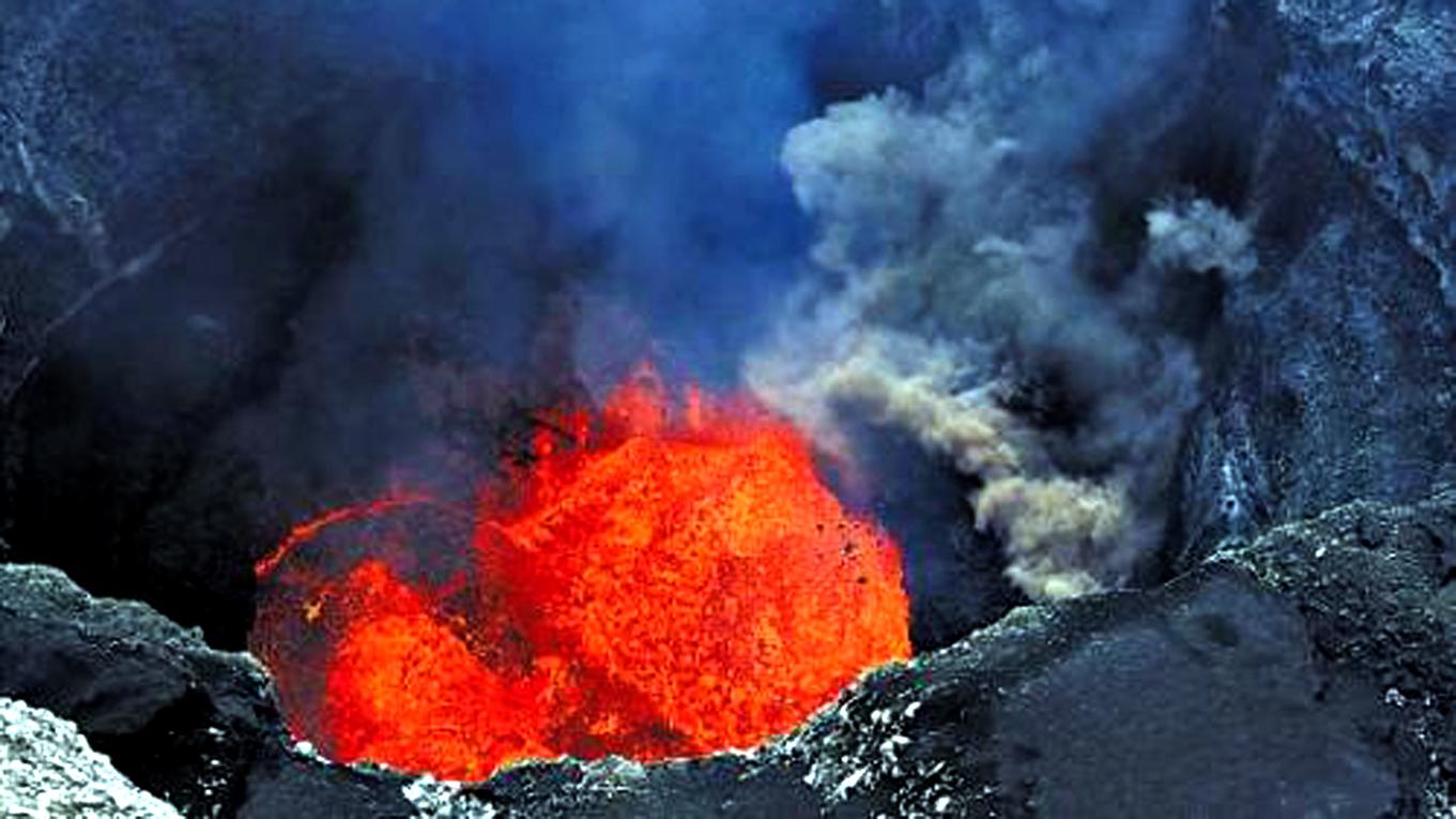 原创中国境内拥有最强火山2000年内喷发威力最强如今又开始蠢蠢欲动