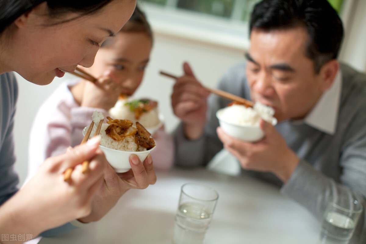 吃播乱象遭点名批评:做人,吃相千万不要太难看