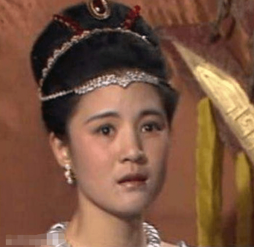 原创她本是《封神榜》中妲己的第一人选,因个人原因,甘愿出演女二号?