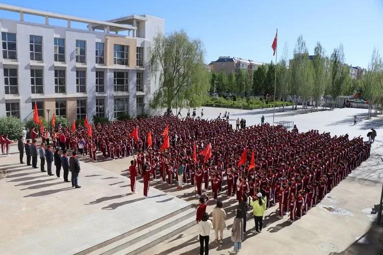 张北县师范路小学庆六一活动之"红领巾 心向党"——一