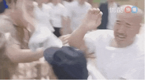 原创播放44亿次,霸屏14年!这个土掉渣的电视剧,为啥百看不烦?