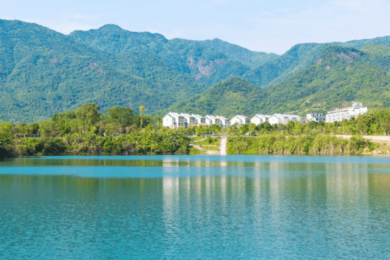 綦江横山"九道拐"帝岭云湖,重庆周边游1小时切换,避暑