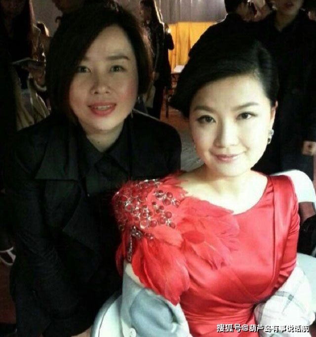 原创陈蓉4岁还不会说话,却成为了一名主持人,她的双胞胎女儿好可爱