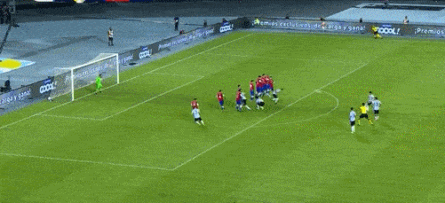 开门红!梅西轰任意球世界波,一战豪创五大纪录,超越独狼 战神