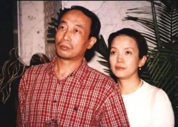 原创影后吕丽萍:一婚被张丰毅家暴,二婚丈夫猝死,今60岁过成这样