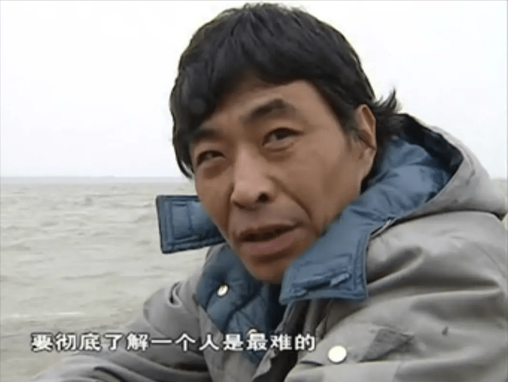 原创因饰演悍匪董雷一夜成名,演了25年坏人,今56岁的他却越活越温柔