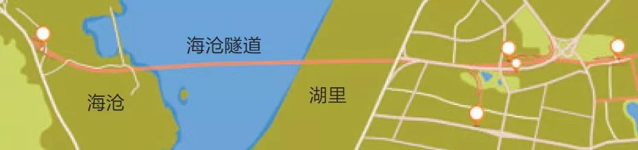 驶出隧道外协商处理 2 海沧端"单进单出" 湖里端有三个出口 进岛方向