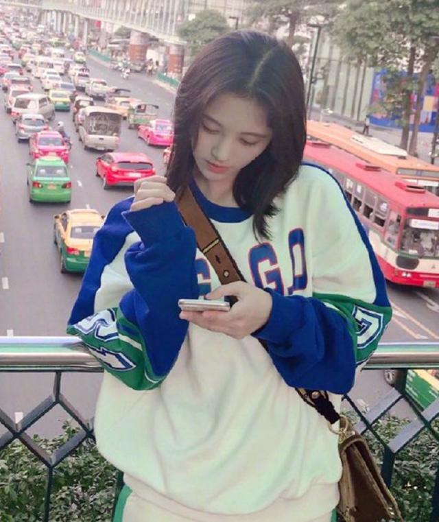 女星鞠婧祎的穿衣风格,搭配简直惊艳!