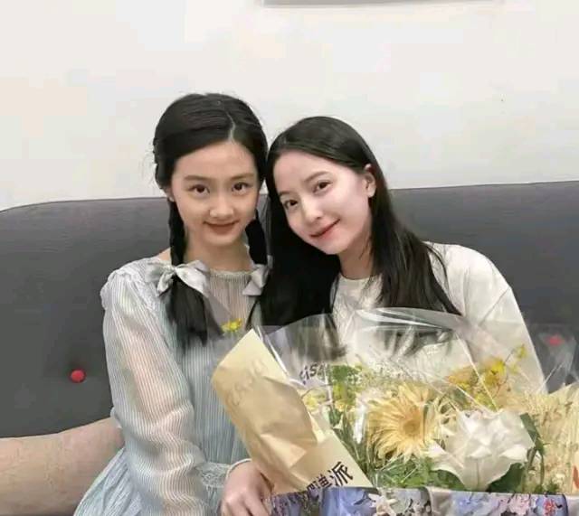 原创黄多多出演《水中之书》,质疑声不断,这种营销方式你是否接受?