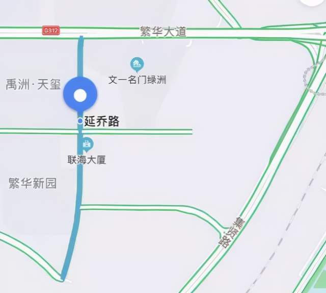 合肥延乔路上出现的一幕让网友直呼破防