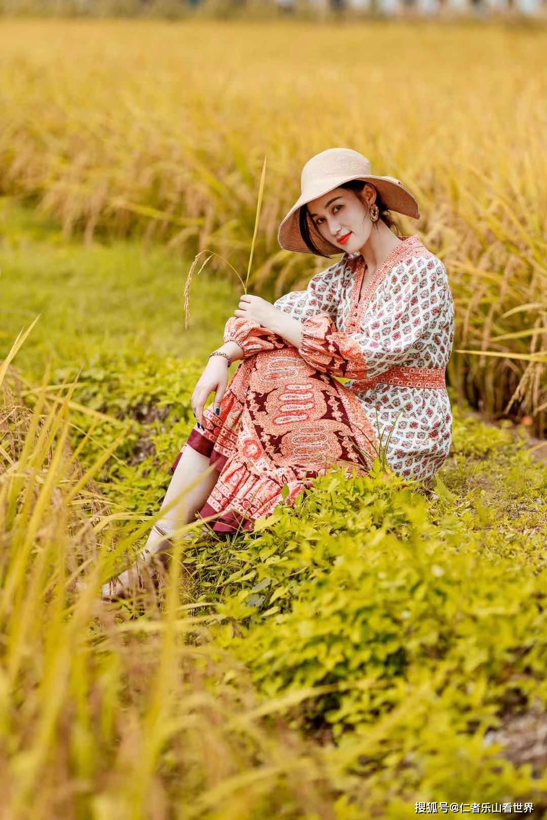 稻田中拍唯美人像,注意以下关键点_姿势