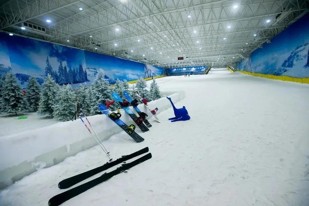 湖南shou家室内滑雪场长沙赤马湖体育滑雪仿佛整个身体都轻松了起来