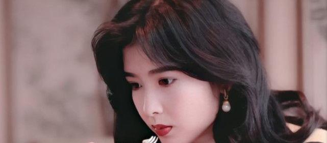 原创周慧敏年轻时照片曝光,美得倾国倾城,实力碾压如今一线女星!