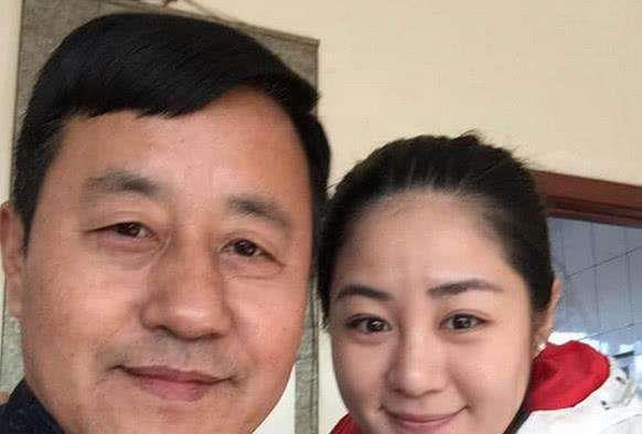 赵本山徒弟王小宝妻子比他小19岁是剧中女儿香秀的闺蜜