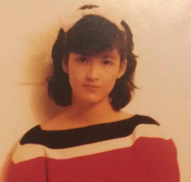 "一代玉女"周慧敏:结婚11年老公背叛8次,她为何不离婚