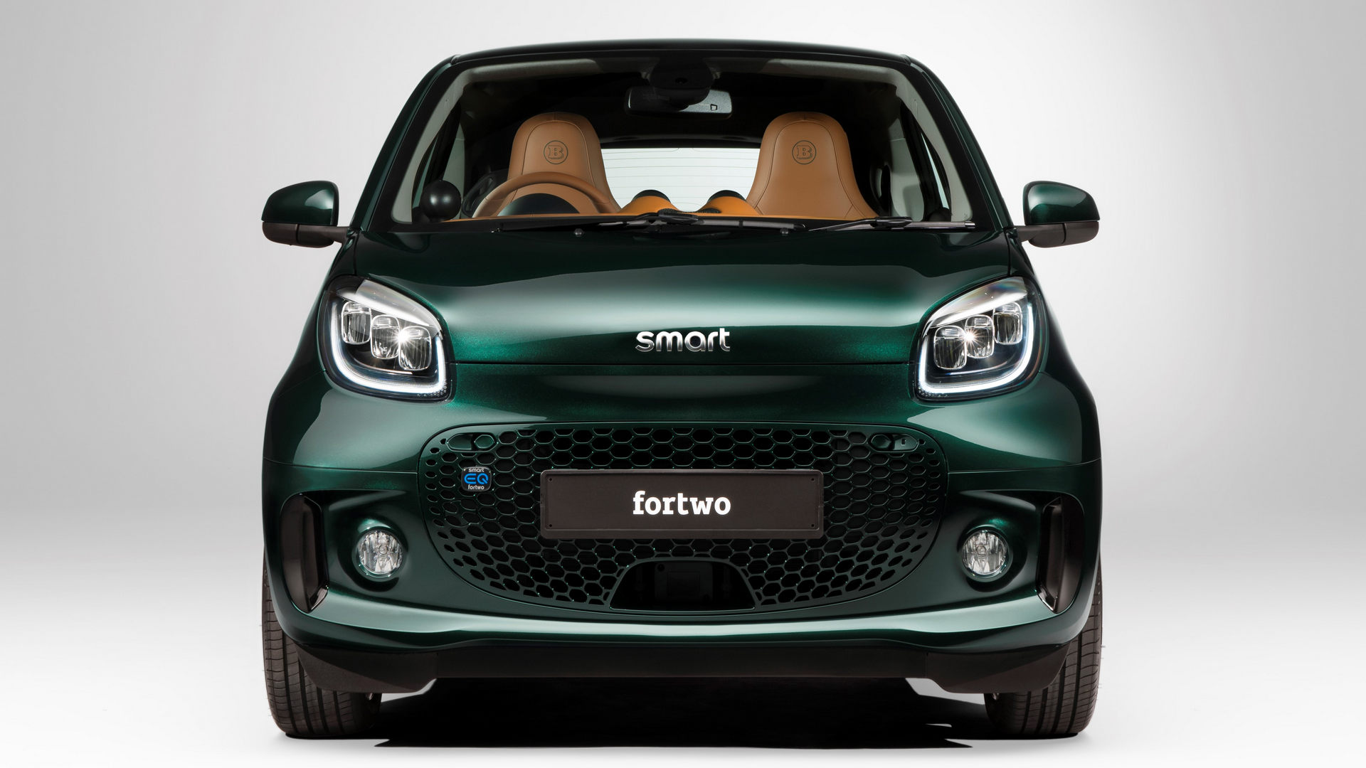最大81马力,续航129公里,巴博斯推出smart eq fortwo赛车绿版微型电动