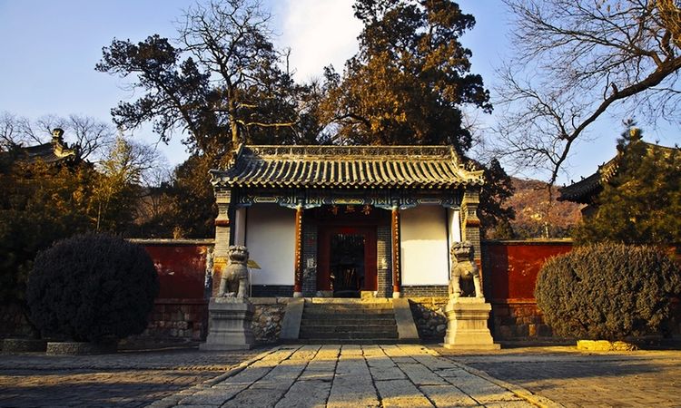 山东一座千年古寺,文化气息浓厚,备受游客喜爱_寺庙