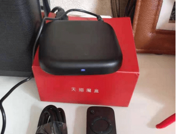 腾讯企鹅极光4pro电视盒子