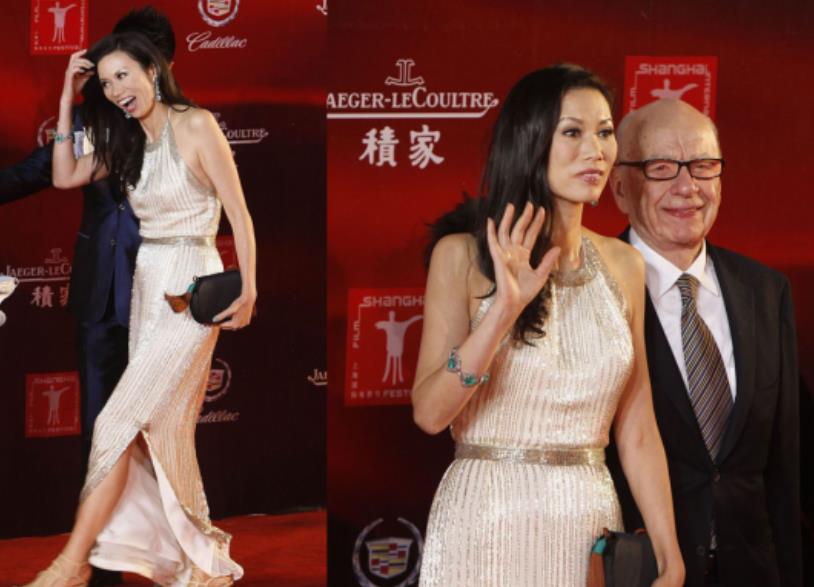 52岁邓文迪穿花哨紧身裙装亮相,身材完全没有走样,体态略显福气