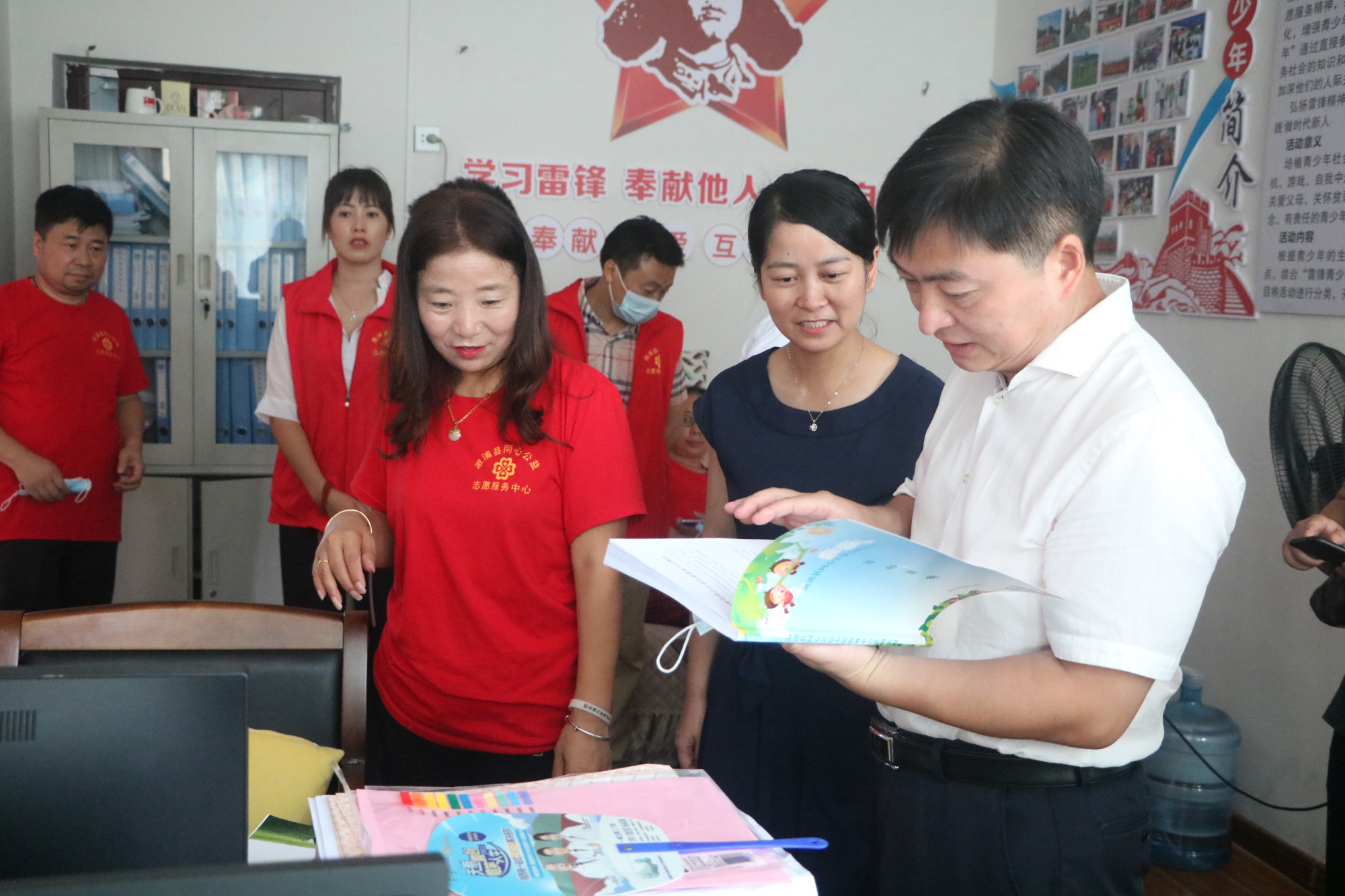 李如清调研指导溆浦县同心公益志愿服务中心工作开展情况