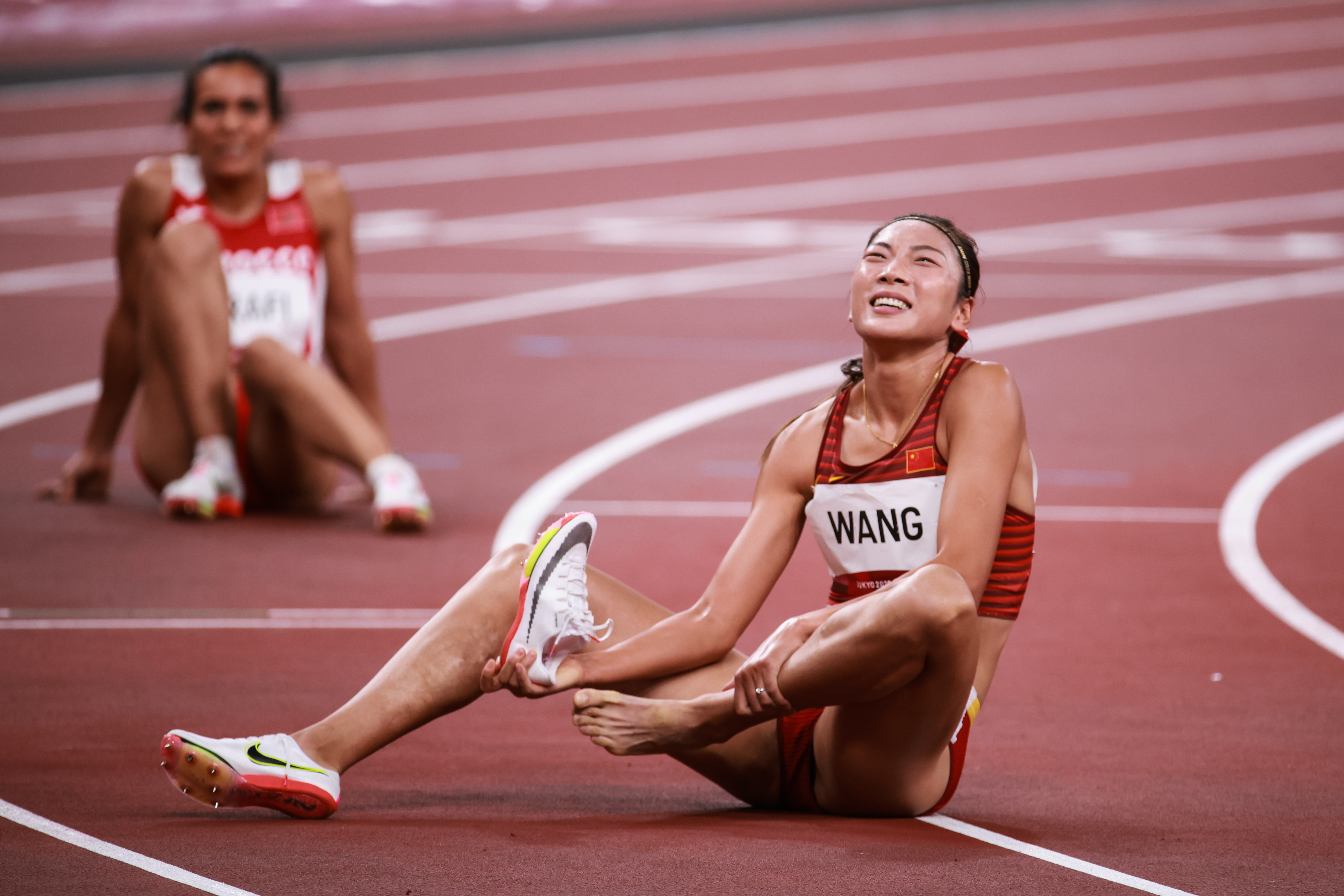 王春雨女子800米决赛拿下第五:1分57秒刷新个人最好成绩