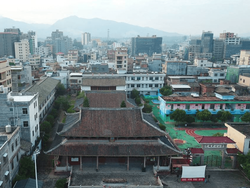 广东龙川:雨后佗城古镇美如画