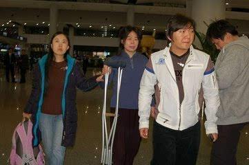 可悲又可怜,追刘德华失去父亲14年后,40岁的杨丽娟选择重新生活