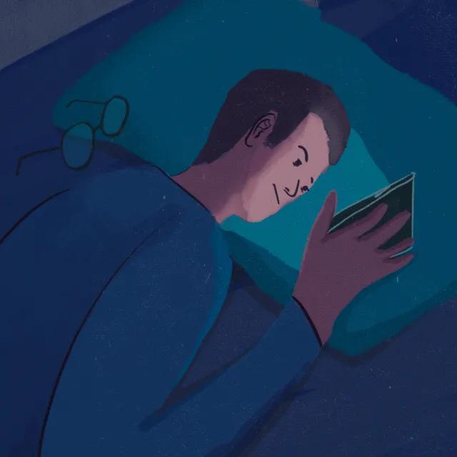【健康知识科普】"手机不离身"?低头族的这6大危害你需要了解!