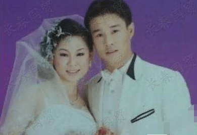 由于其接地气的风格,一直受到赵本山大师的高度重视 张小光出生在一