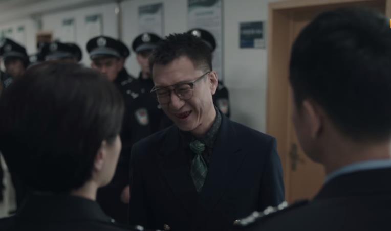 《扫黑风暴》关系网浮出水面,5大保护伞已现3个,谁是背后大boss