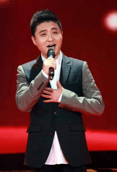 原创相声演员周炜从德艺双馨到万人唾弃他经历了什么