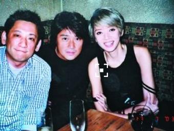 4岁卖艺,从小与成龙相识,赵文卓此生至爱,40岁在舞台离世_梅艳芳