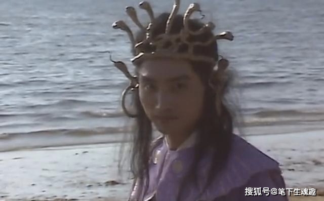西游记中,九头虫被哮天犬打败后,是逃到了日本还是湖北呢?