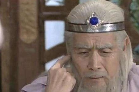 《封神演义》中,姜子牙代表元始天尊执掌《封神榜》,辅佐周武王伐纣