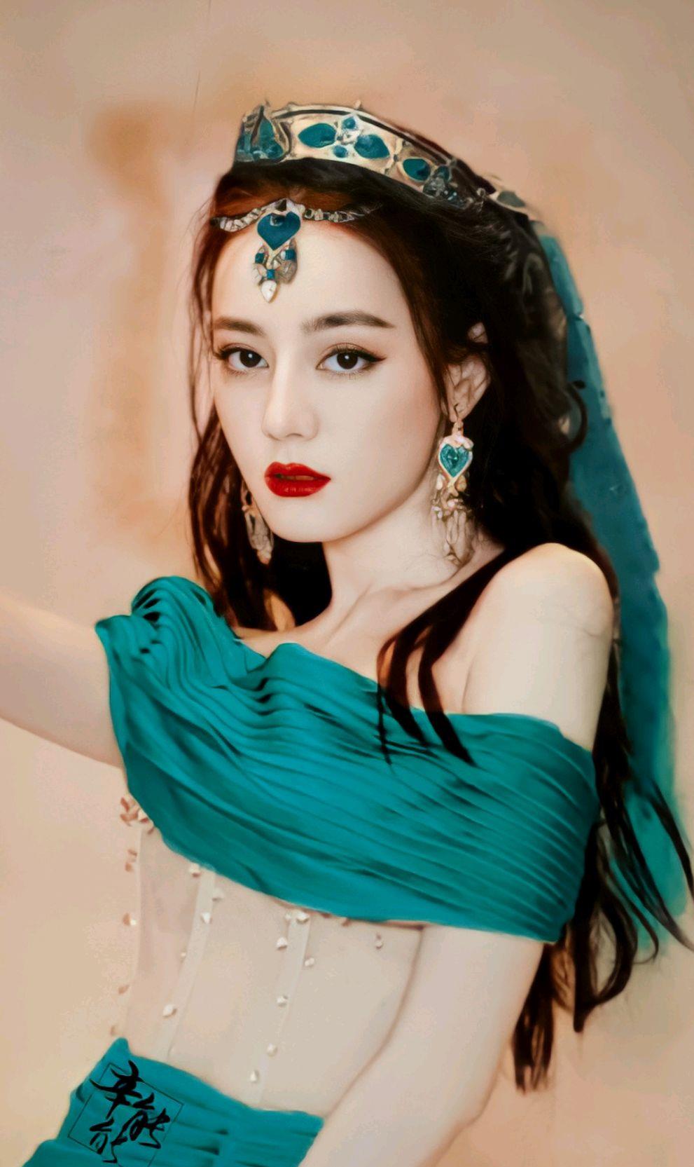 原创迪丽热巴好适合演女明星,从高雯到郝美丽再到乔晶晶每次都惊艳