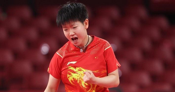 孙颖莎长发火了假小子也有公主梦获盛赞直接出道吧