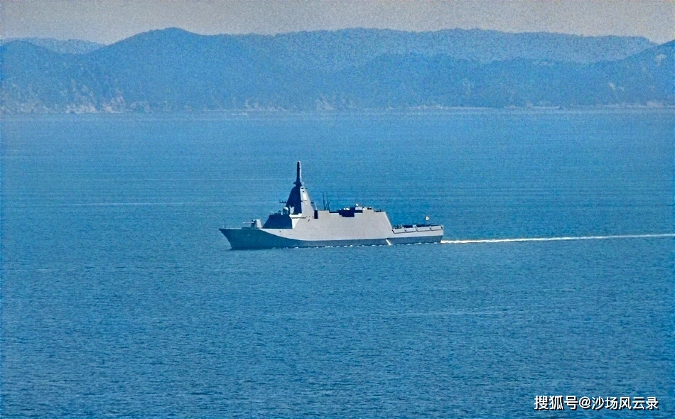 日本海自30ffm型护卫舰二号舰"熊野"号完成首次海试,预计明年服役