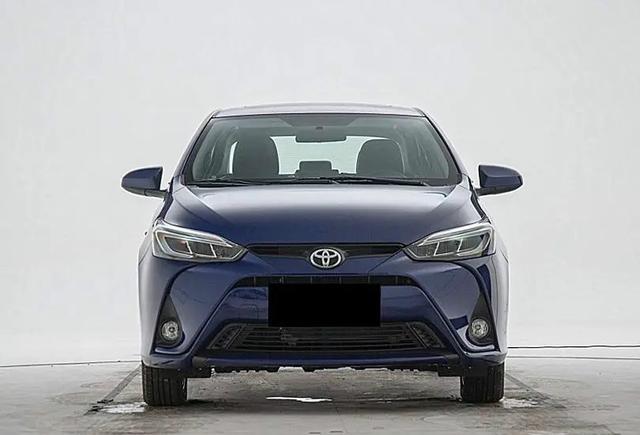 丰田全新三厢车!比捷达漂亮,1.5l爆110马力,入门就配自动挡