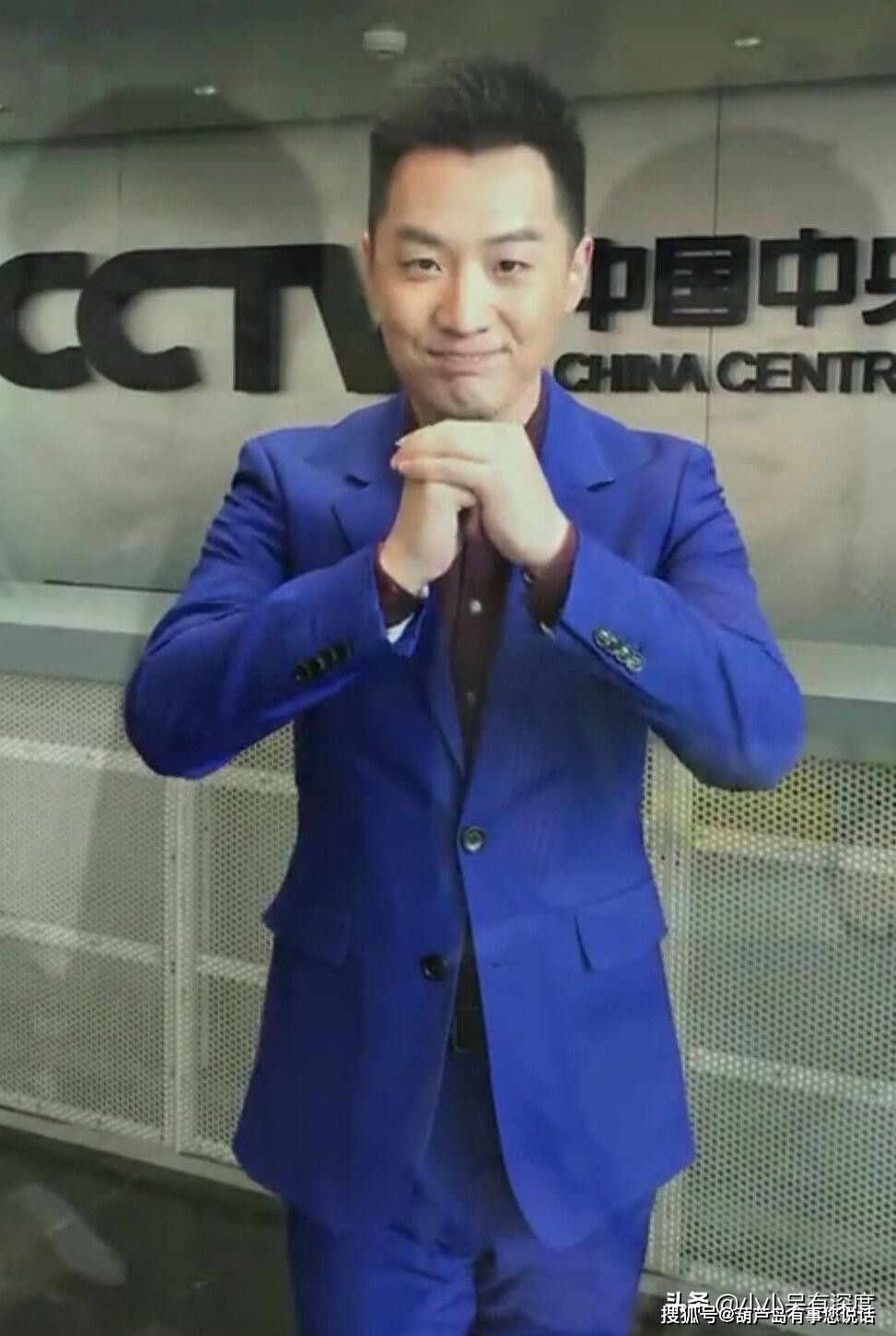 原创舒冬让你又爱又恨的央视男神他的妻子刘若清眼神忧郁而性感
