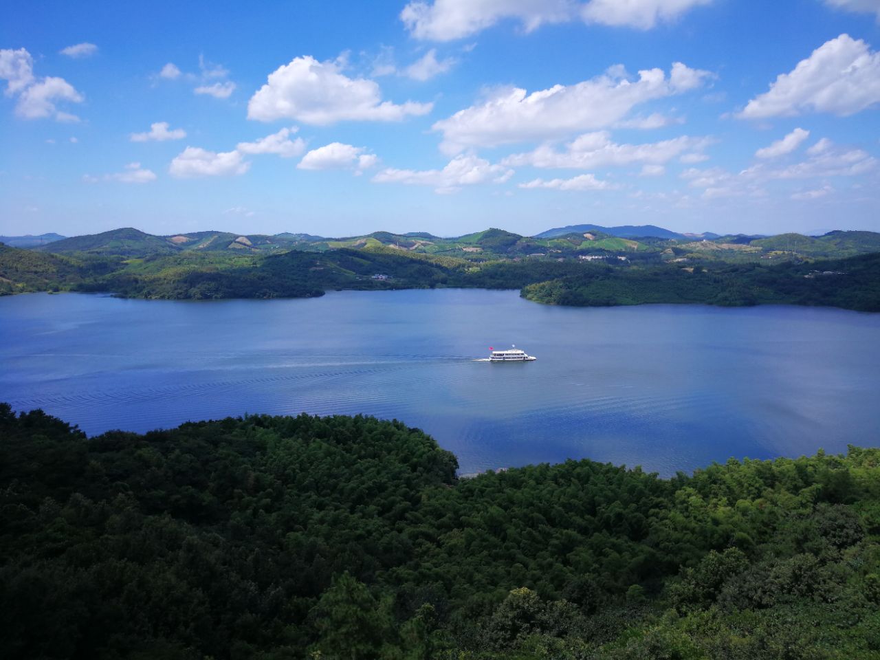 江苏一个南北长的湖泊,是首批生态旅游示范区_天目湖