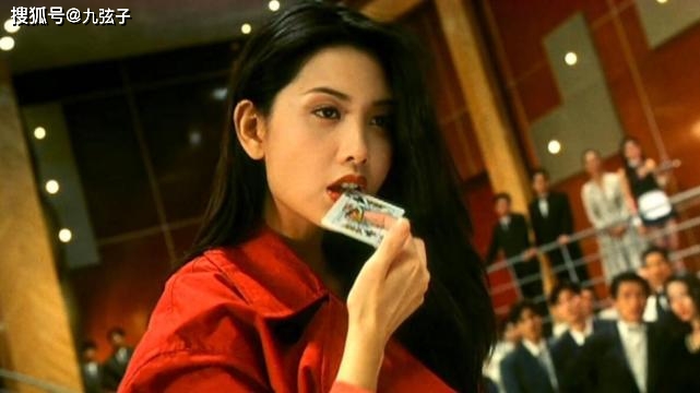邱淑贞是众人眼中的大美女,当年她曾经在周星驰主演的电影《赌神2》