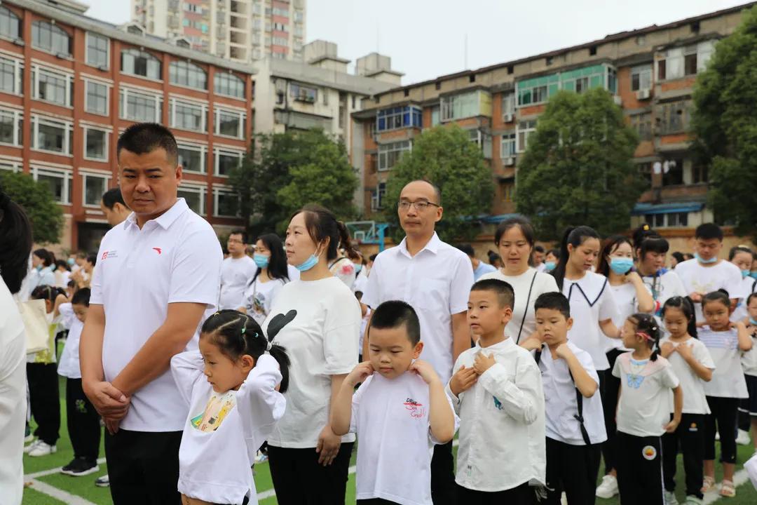 常德东升小学:开学有我 强国有我