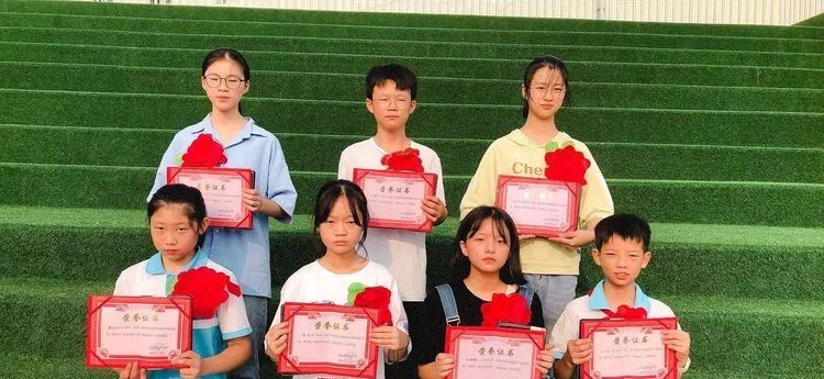 光山县慧泉中学2021年秋季开学典礼暨表彰大会