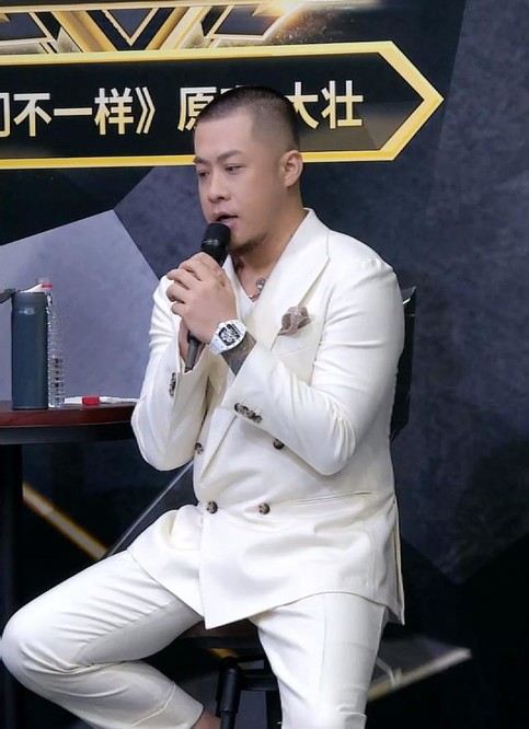 yy明星主播大壮竖屏蓝光音乐会饭思思助阵热度280万创新高