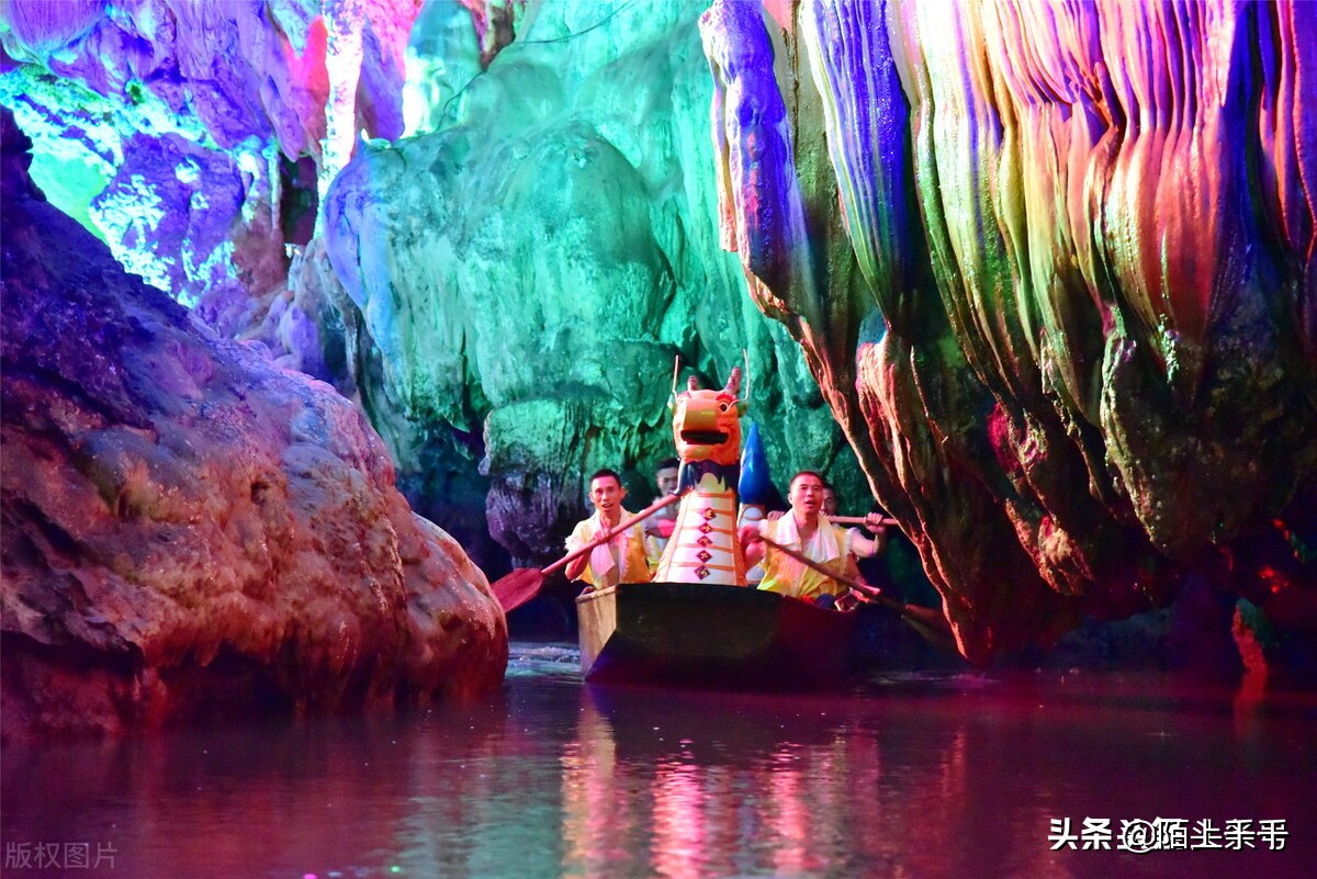 连州地下河,古龙峡,宝晶宫,峰林小镇,洞天仙境,千年瑶寨,森波拉