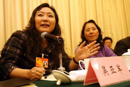 半年收租达37亿,还手握995亿现金,公司市值比碧桂园还