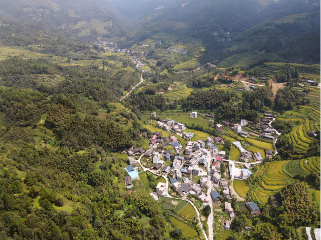 资源县粗石村梯田,不一样的田园仙境_车田苗族乡