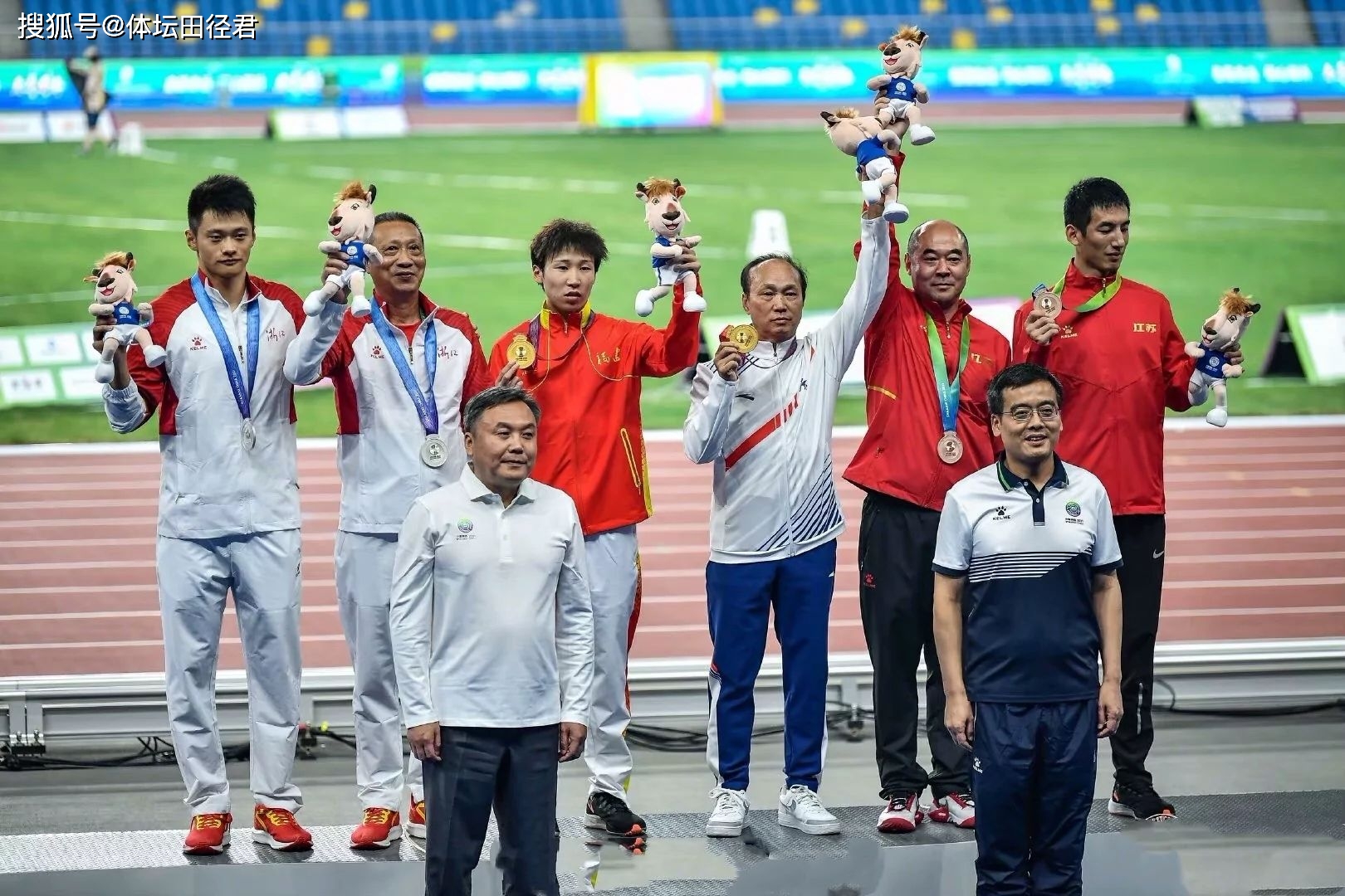 名将张峰夺得铜牌,从2019年开始,江苏两大飞人盛超,隋高飞强势崛起